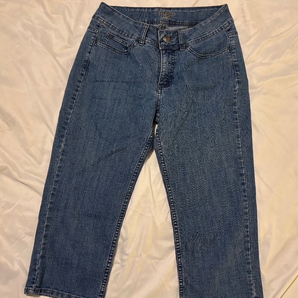 Capris